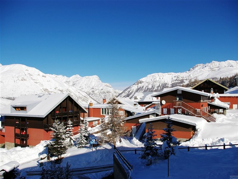 Alpen Village