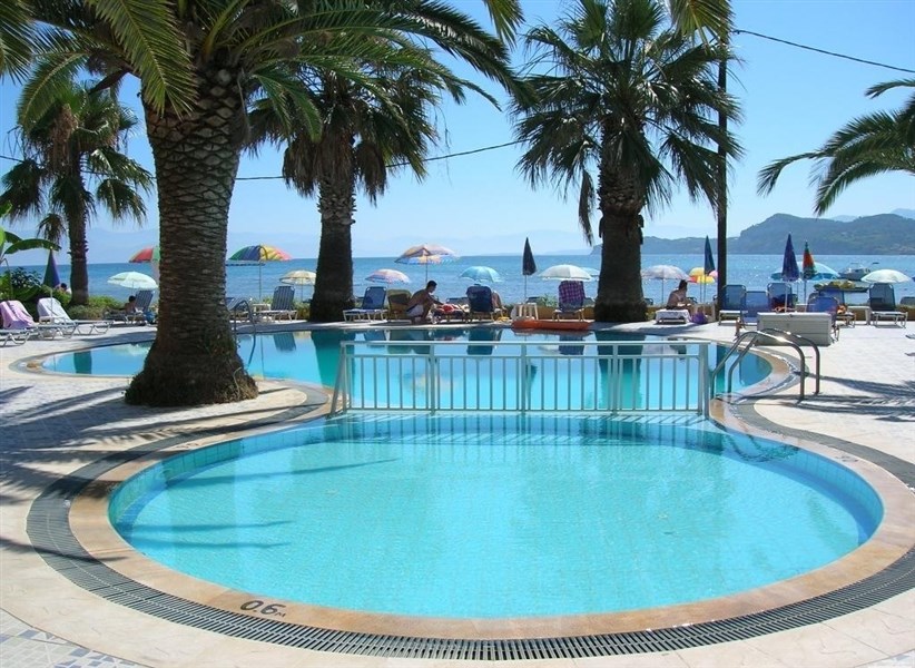 Maria's Beach Hotel