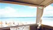 Hotel Villas Caroline Beach