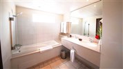 Hotel Villas Caroline Beach