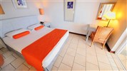 Hotel Villas Caroline Beach