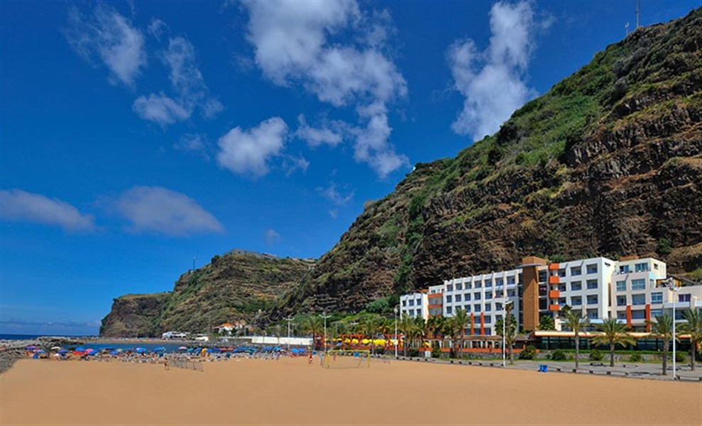 Calheta Beach